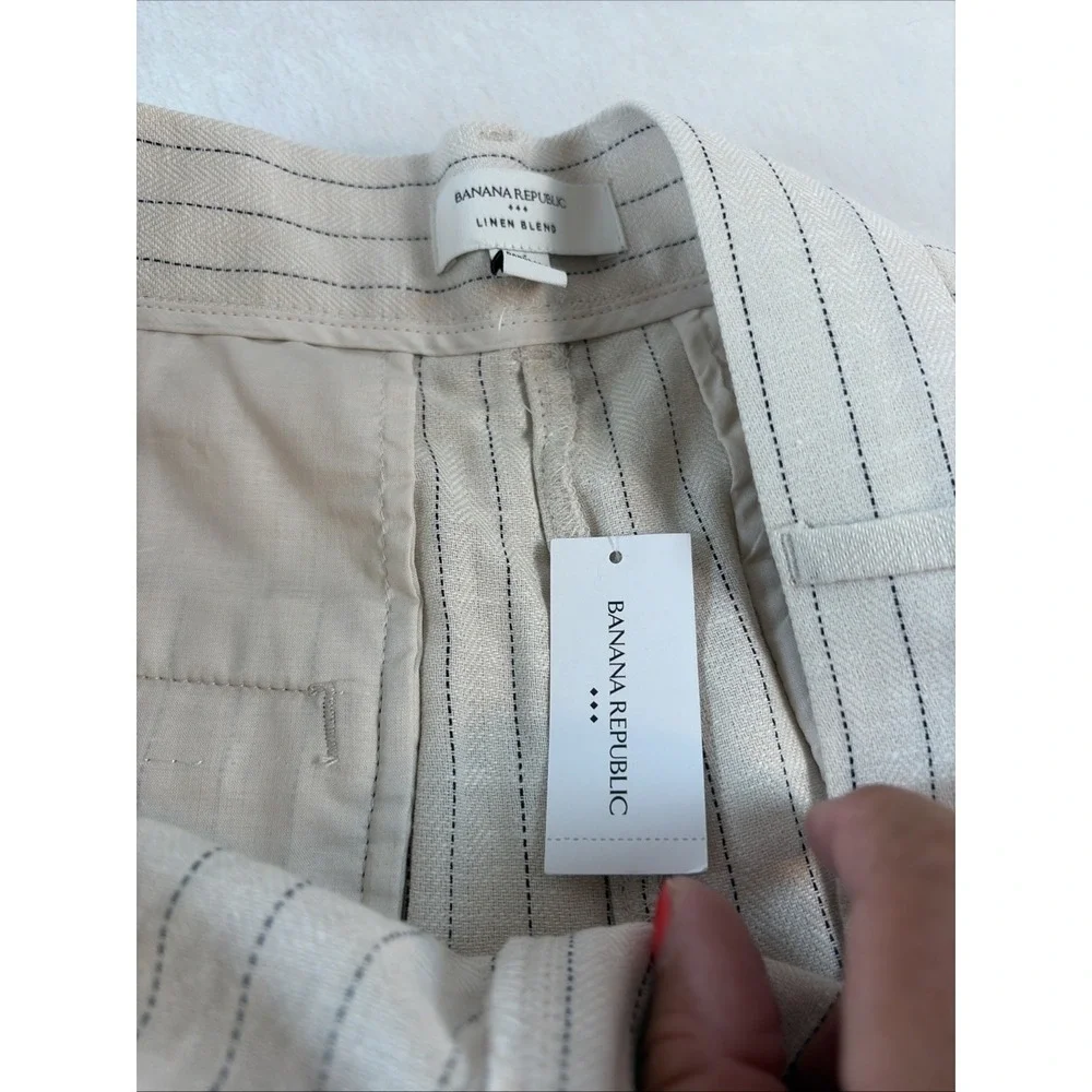 Banana Republic tailored silhouette